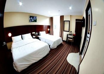 โอโย 90101 จีดีเอส โฮเทล ติติวังซา Hotel กัวลาลัมเปอร์ ภายนอก รูปภาพ